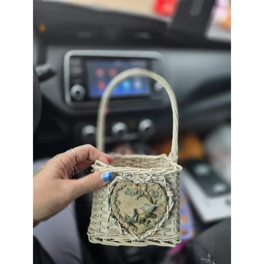 Vintage Rustic Basket Woven Wicker Ceramic Heart Farmhouse Cottage Shabby Chic